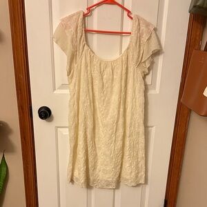 URBAN Romantics Cream Lace Blouse - more white in person but still off white